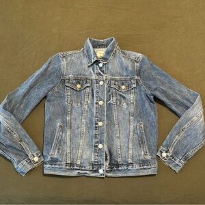 Small Gap jean jacket